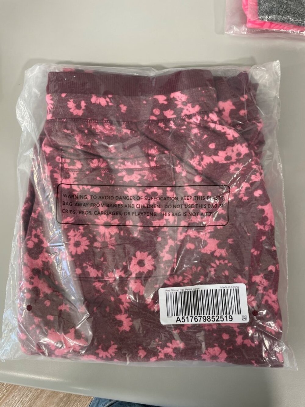 Cuddl Duds Pants Large Petite Comfortwear Slim Red Stamp Floral Boho NEW - Picture 3 of 7